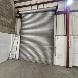 Unit 3, Lexden Lodge Industrial Estate, Crowborough Hill, Crowborough, Industrial To Let - 20251031_165632_resized.jpg