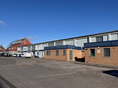 4-5 Seaton Mews, Yeovil, Industrial/Logistics To Let - IMG_7430.JPG