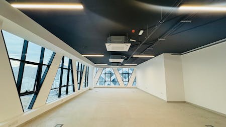 Premium Commercial Spaces in the Heart of Bausher, 23rd July Street - Bausher, Muscat, Office To Let - Office Bausher AHT (15).jpeg