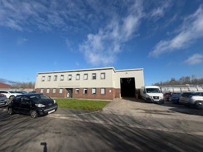 Supreme House, Leeds, Industrial/Logistics To Let - IMG_1728.jpeg
