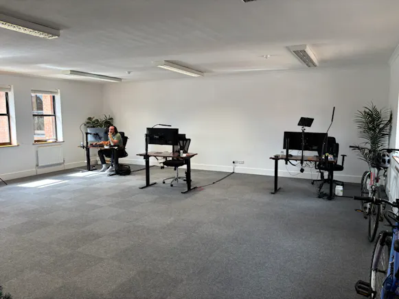 First Floor Unit 8 Winchester Place, Poole, Office To Let - IMG_4121.JPEG