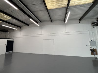 Unit 43, Albion Industrial Estate, Pontypridd, Industrial To Let - IMG_4859.jpg