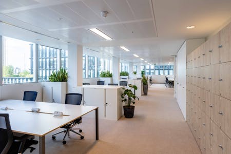 City Tower, 40 Basinghall Street, London, Office / Serviced Office To Let - Level 12 City Tower  9.jpg