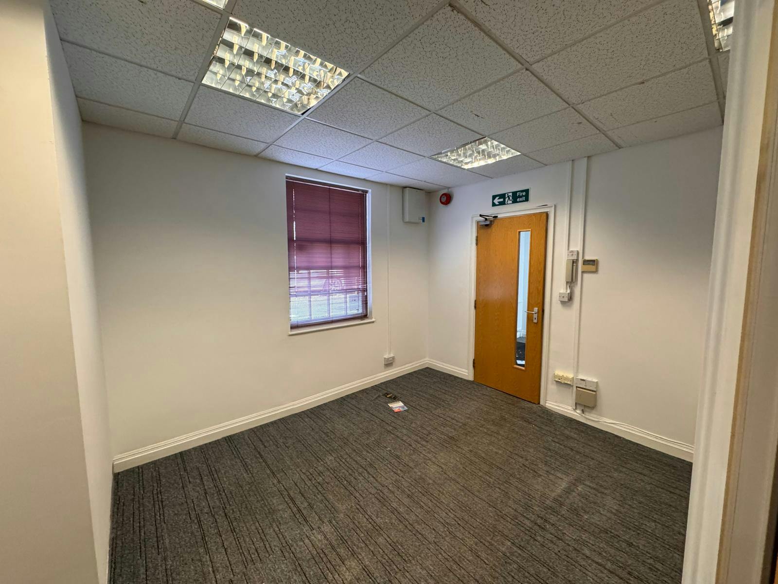 Office in Worcester - photo 3