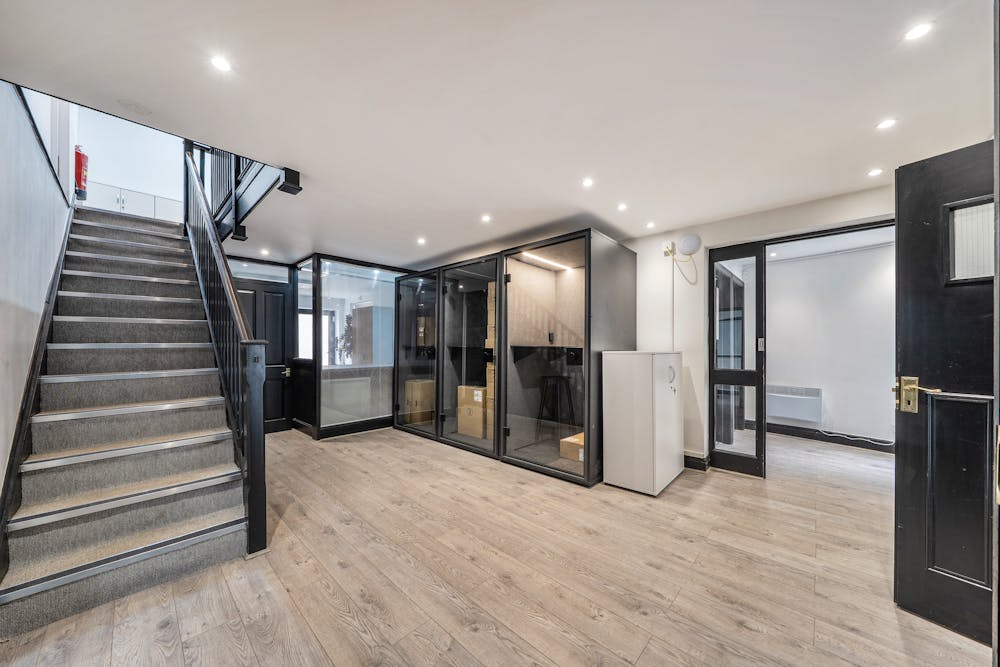 Nickron House, 1 Bury Lane, Rickmansworth, Office For Sale - 1448409-8-69e2119e6fae8.jpg