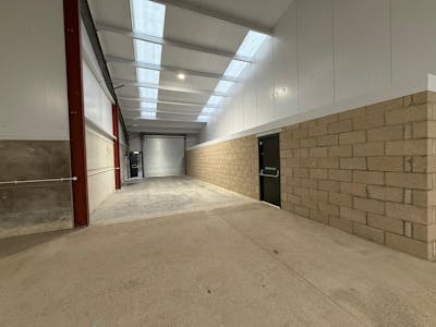 Unit 1E Manor Farm Barns, Southampton, Industrial / Open Storage / Warehouse To Let - WhatsApp Image 2026-04-08 at 15.58.31 (1).jpeg