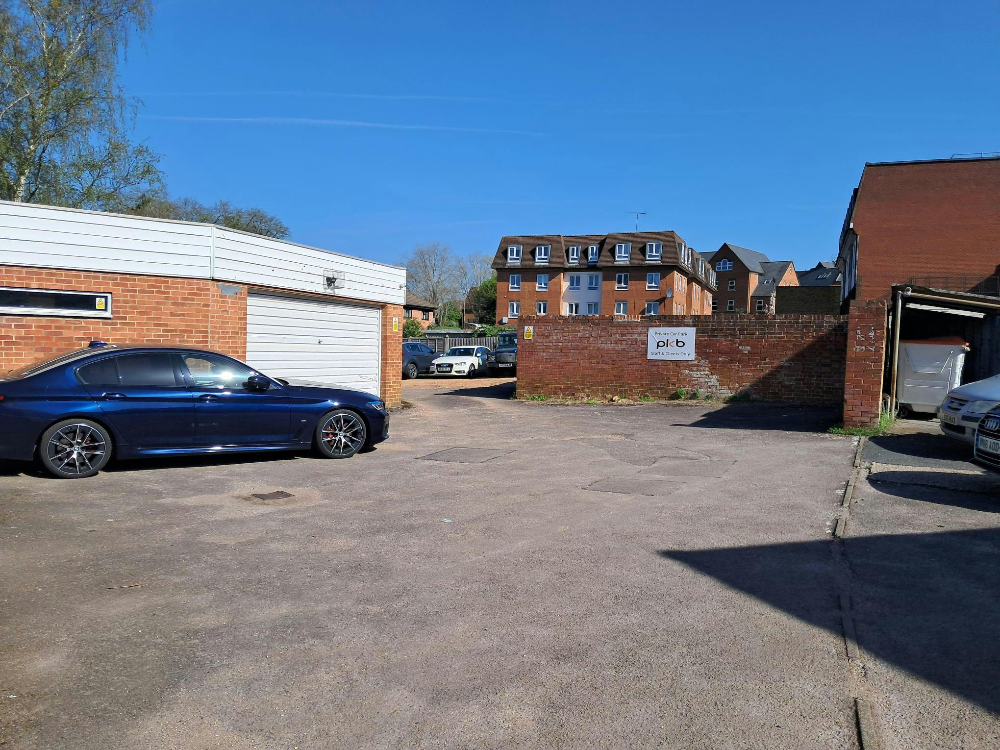 87-89 Church Street, Crowthorne, Investment / Offices For Sale - 1000001631.jpg