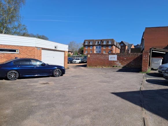 87-89 Church Street, Crowthorne, Investment / Offices For Sale - 1000001631.jpg