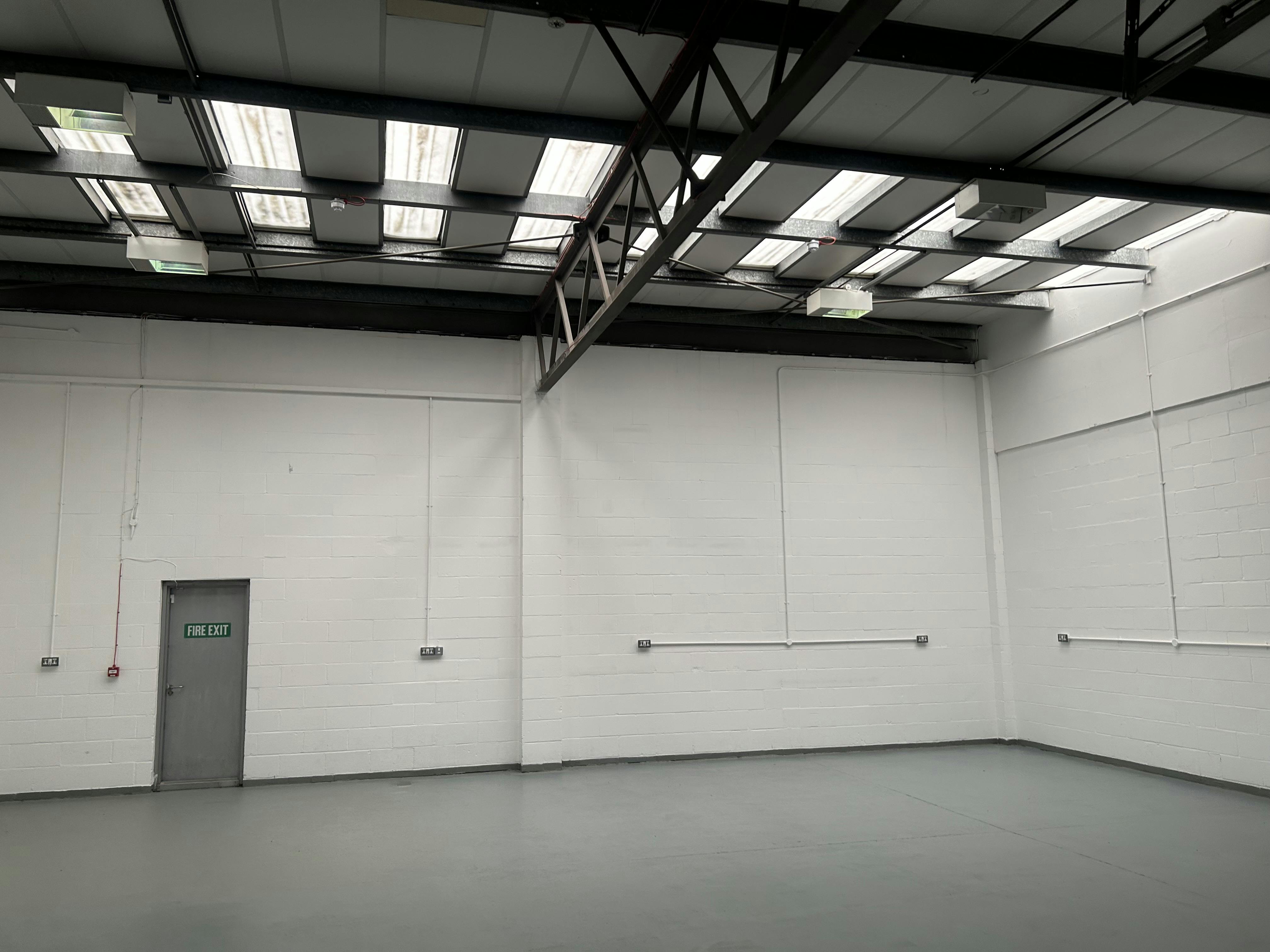 Unit 18B Ash, Kembrey Park, Swindon, Industrial To Let - IMG_1528.jpeg