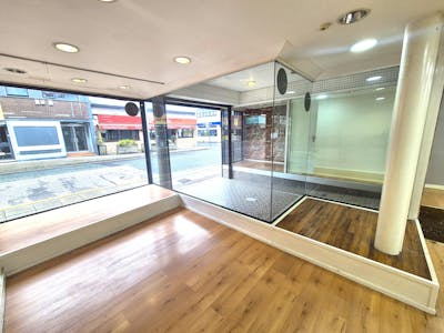 51-53 Market Street, Hyde, Retail To Let - 20250715_101420.jpg