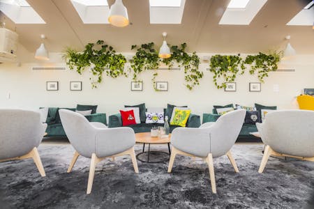 9 Dallington Street, London, Serviced Office To Let - 3. Lounge.jpg