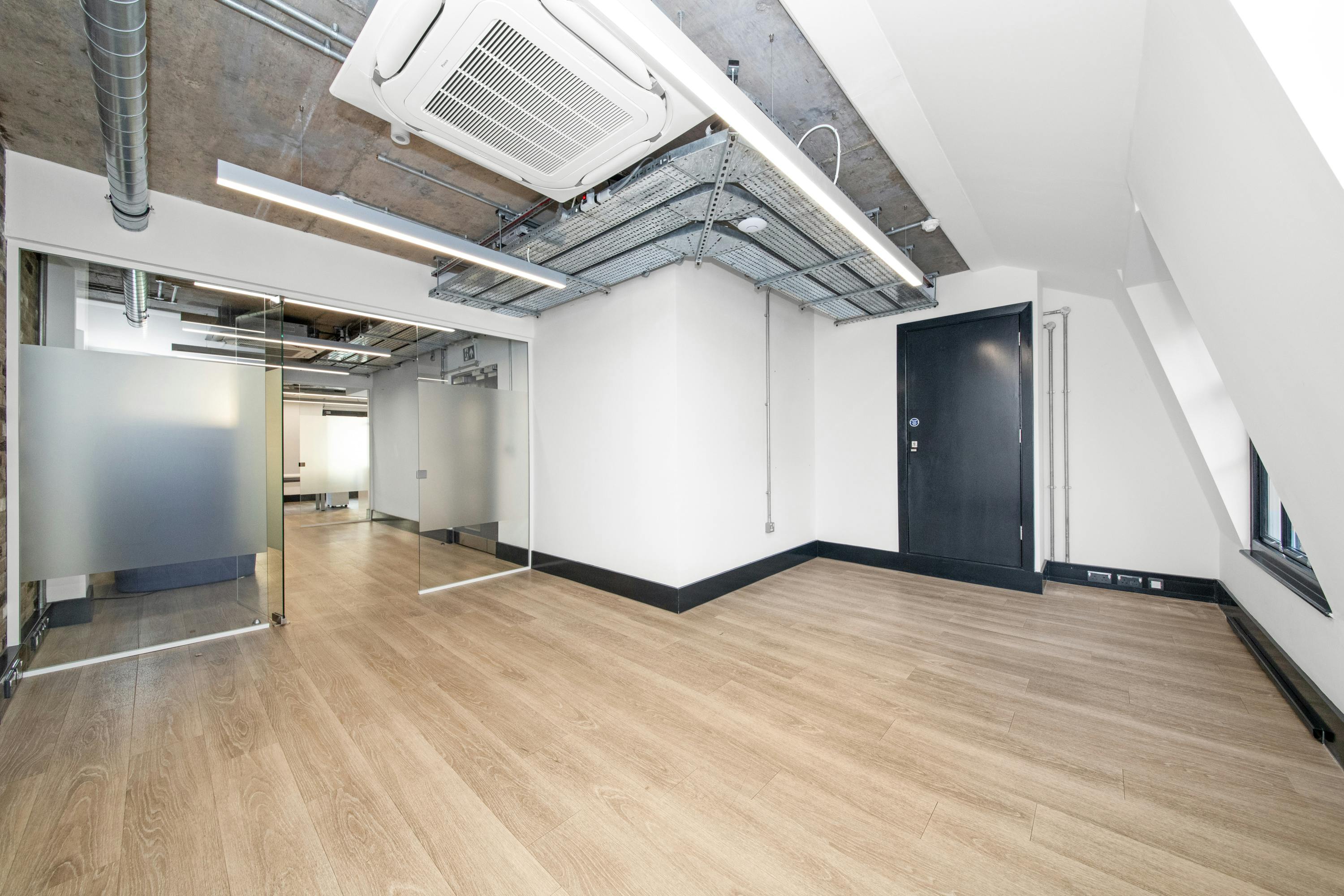 4th Floor, 6 Princes Street, London, Office To Let - IMG_1398.jpg