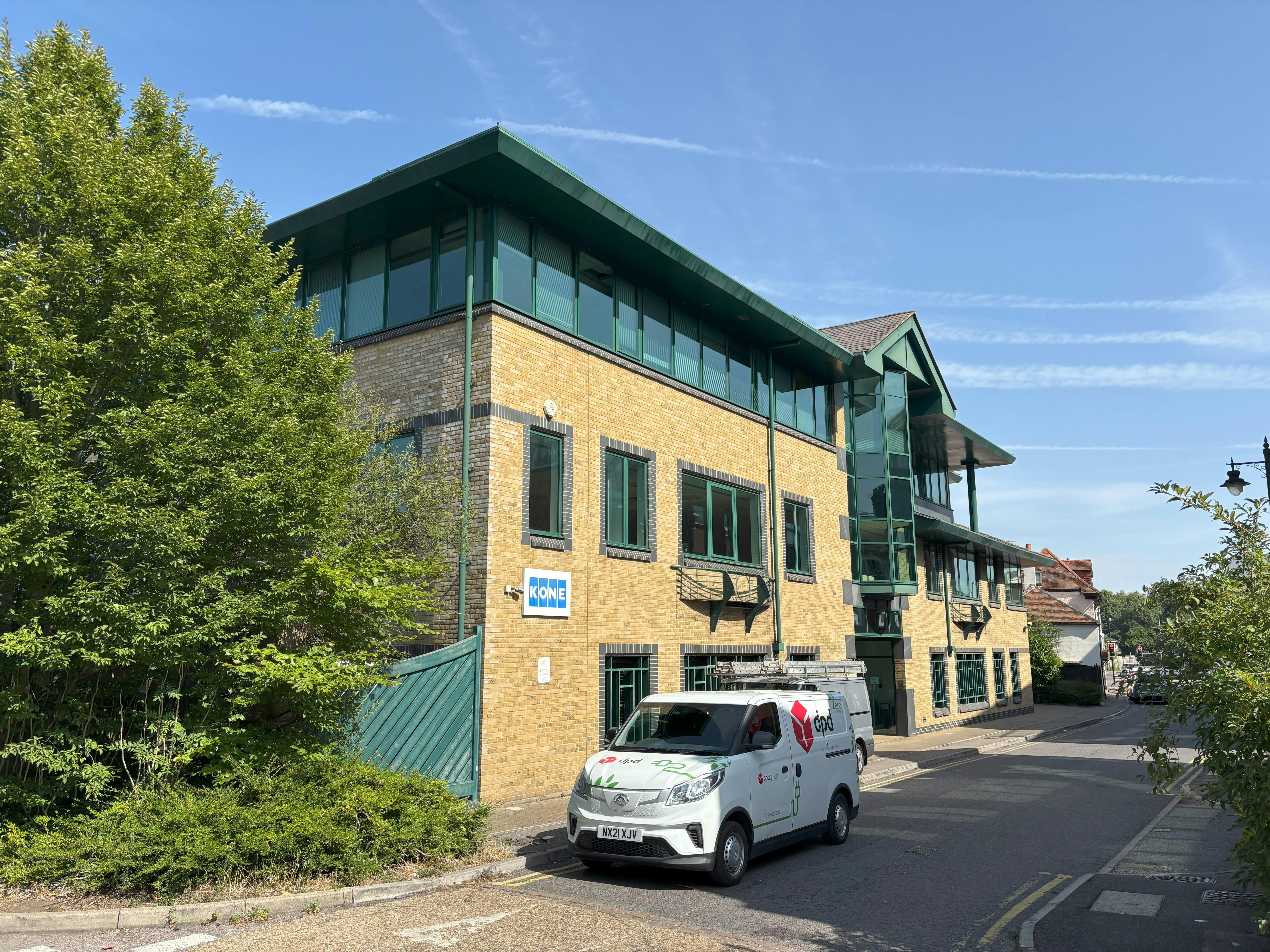 Global House, Chertsey, Offices To Let - IMG_1585.jpg