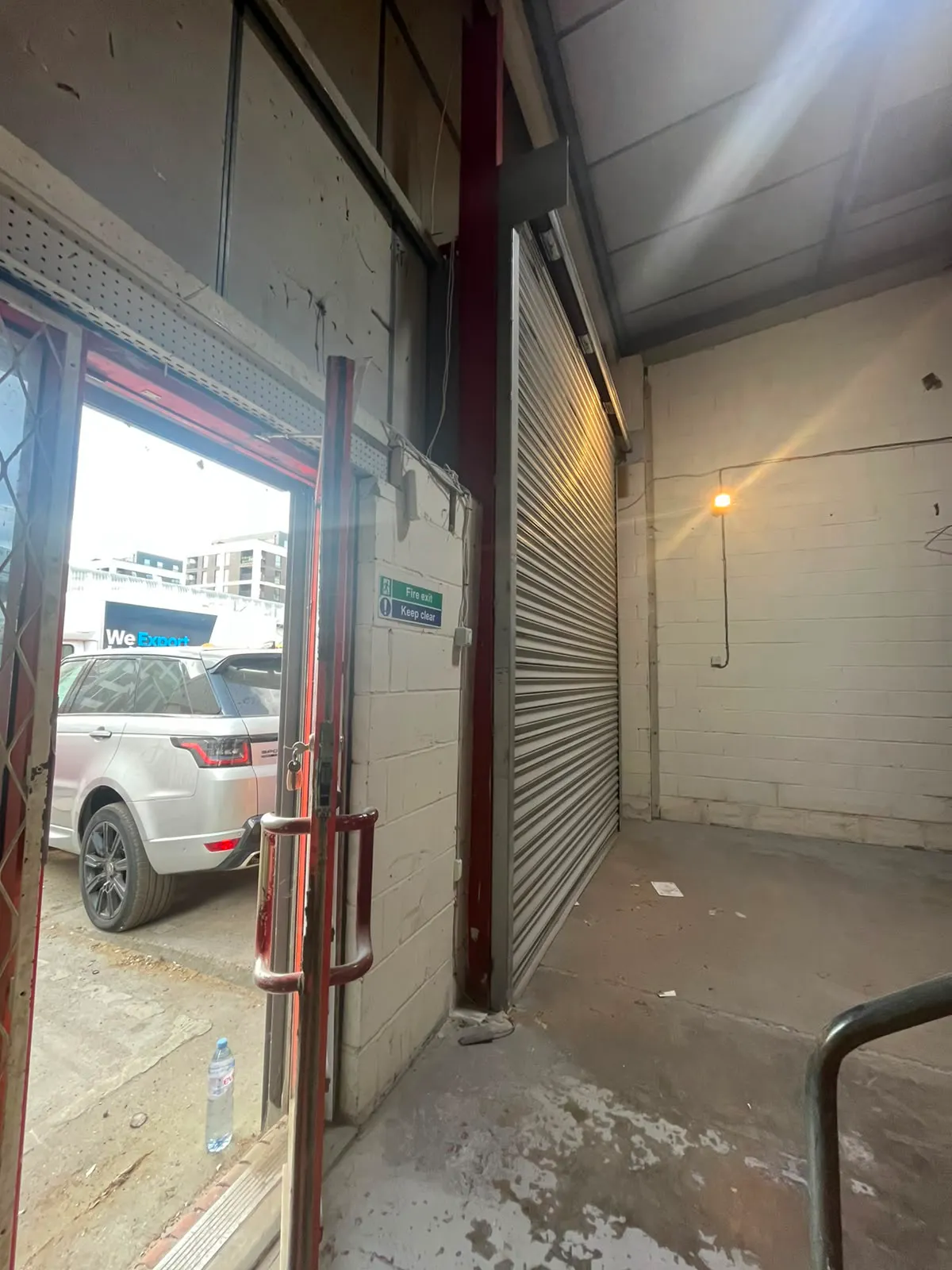 Unit 6, Hayes, Industrial To Let - 20260817_162727000_iOS 1 2.jpg