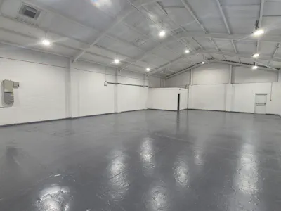 Unit 2 Second Avenue, Stockport, Industrial/Logistics To Let - 20260925_094201.jpg