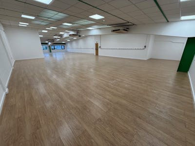 Unit 10 Capital Business Park, Borehamwood, Light Industrial / Office / Trade Counter / Warehouse To Let - 5.jpg
