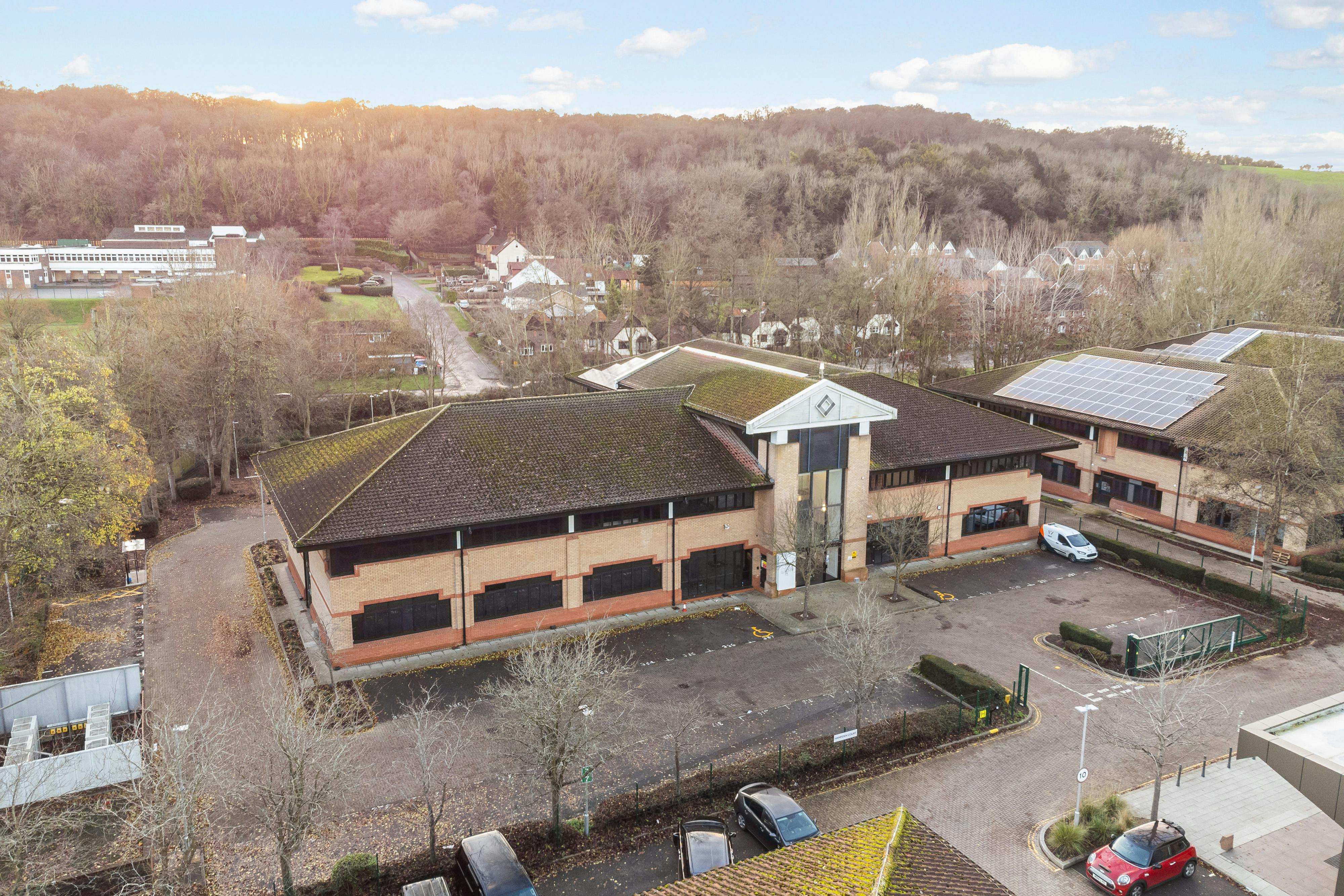 First Floor, Hampden Court, High Wycombe, Offices To Let - 101879_Hampden-Court-Kingsmead-Business (6).jpg