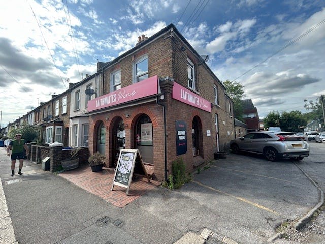 121 Arthur Road - Frontage.jpg