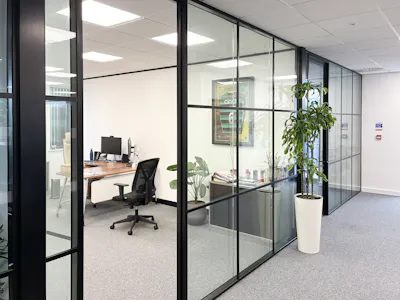 2nd Floor, Larch House, Milton Keynes, Office To Let - IMG_1941.jpg