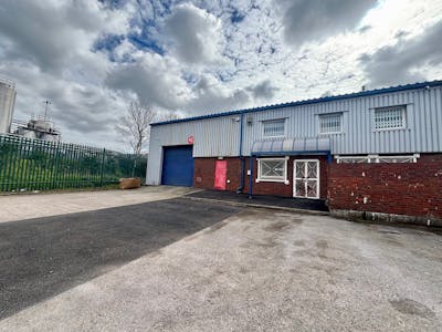 Unit 42, Portmanmoor Road Industrial Estate, Cardiff, Industrial To Let - 42 Portmanmoor 01.jpg