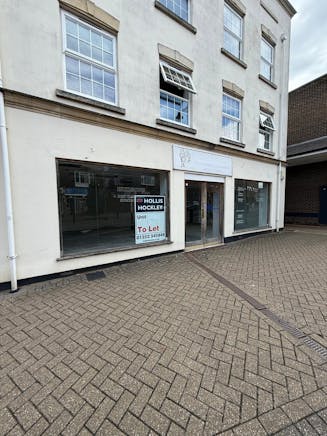 141-143 High Street, Crowthorne, Retail To Let - WhatsApp Image 20250723 at 165008_0c89cffe.jpg