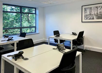 Basepoint Business & Innovation Centre, Crawley, Serviced Office To Let - 4.jpg