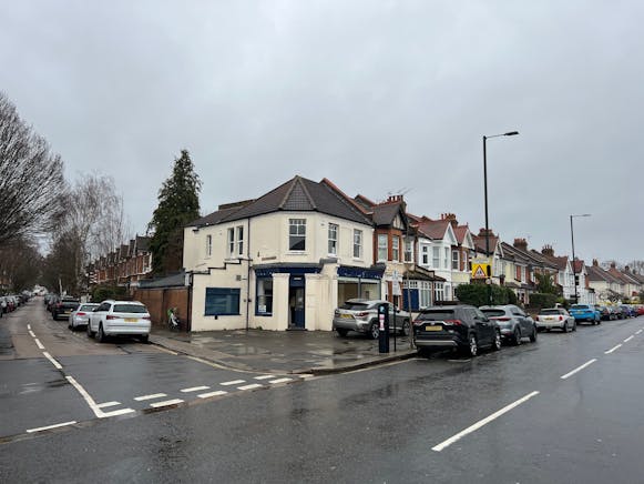 159 Stanley Road, Teddington, Industrial Lease Assignment - 17.jpg 159 Stanley Road, Teddington, Industrial Lease Assignment - 17.jpg