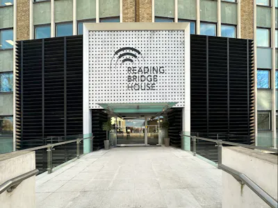 Reading Bridge House, Reading, Office To Let - IMG_9092.jpg