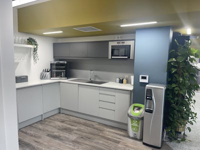 Aquis House, Leeds, Office To Let - IMG_3083.jpg