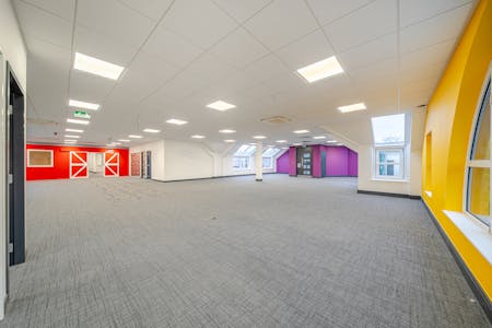 Trinity Court, Church Street, Rickmansworth, Office To Let - 1374908969048f6fdfd62.jpg