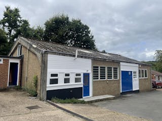 Unit 2, Dorking, Warehouse & Industrial To Let - IMG_5419.jpg