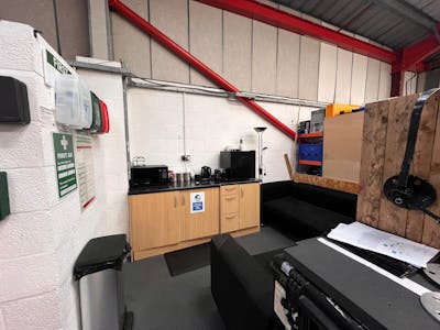 Unit 2 C R Bates Industrial Estate, High Wycombe, Industrial To Let - WhatsApp Image 2026-02-19 at 09.jpeg