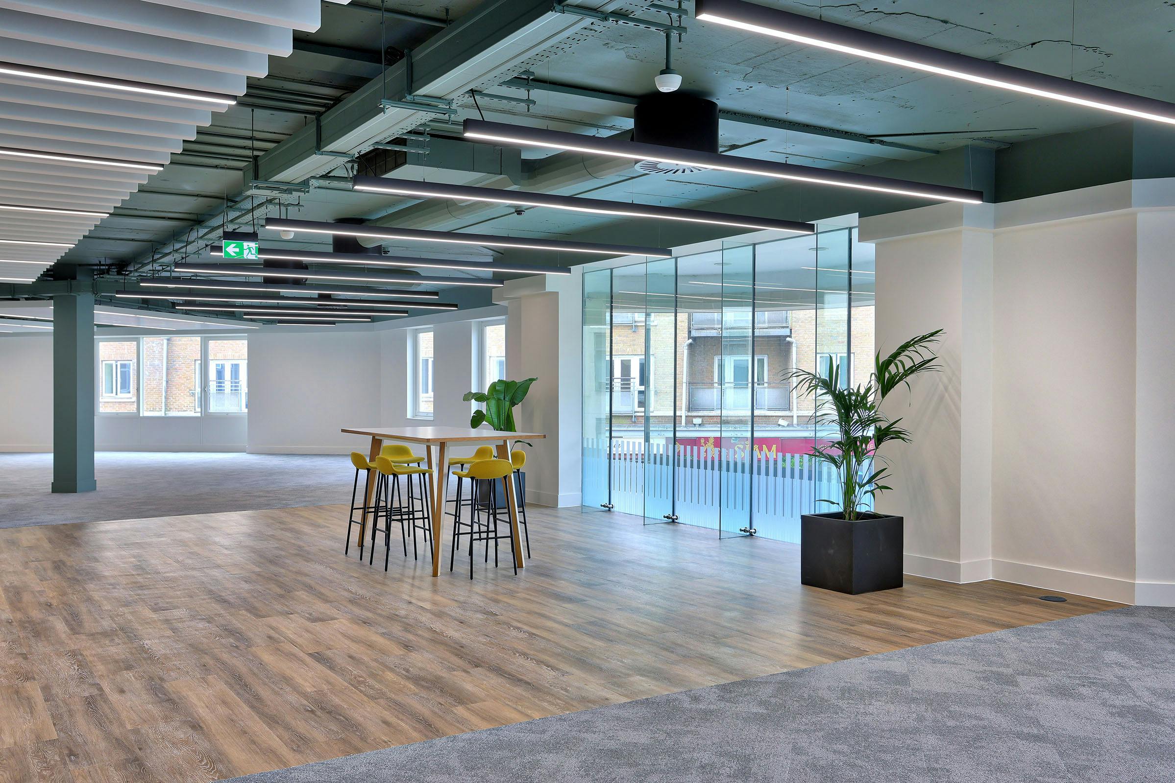 Portland, 25 High Street, Crawley, Offices To Let - IMG_3267_HDR_edit.jpg