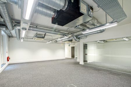 Cosmopolitan House, 2 Phipp Street, London, Gym / Healthcare / Leisure / Office / Showroom To Let - DSC01749.jpg