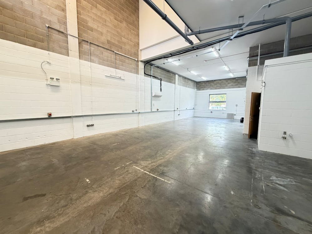 Unit 14 iO Centre, Woolwich - 19ce483f-2ef1-4a24-a7e4-a6d1e8304cb7.JPG