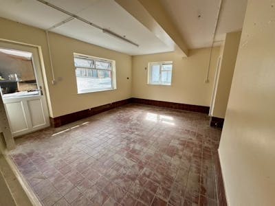 Springs Business Park, Henfield, Office To Let - Block E Internal 8.jpg