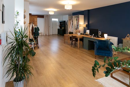 1 Crown Gate (Unit A, Building 350), Dorchester, Office / Retail - In Town To Let / For Sale - Unit A, 1 Crown gate (9 of 7).jpg