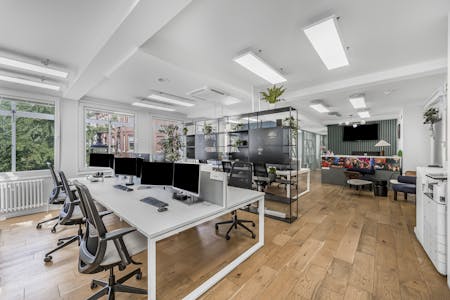 41-42 Eastcastle Street, London, Office To Let - office 10.jpg