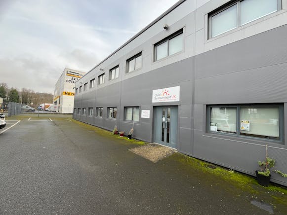 Units A & C Knaves, Beech Way, High Wycombe, Offices To Let - 20250121_123530972_iOS.jpg