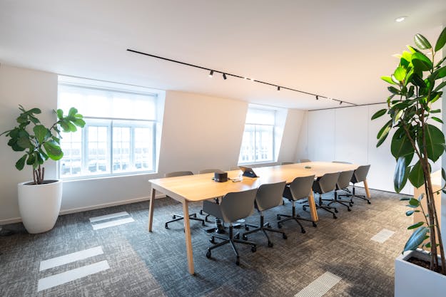 180 Great Portland Street, London, Office To Let - GPS_011.jpg