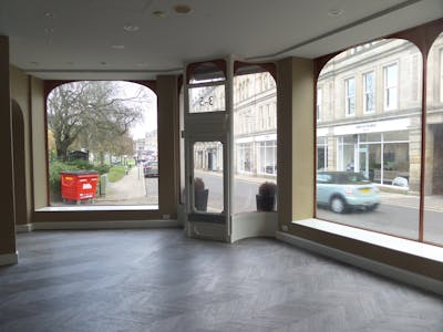 3-5 Crescent Road, Harrogate, Retail To Let - SAM_1953.JPG