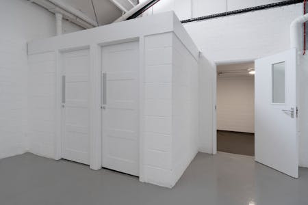 Zennor Trade Park, London, Industrial / Trade Counter / Urban Logistics To Let - IW-260124-CA-246-U 22.jpg