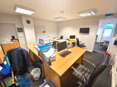 13 Stockport Road, Stockport, Office To Let - 20240822_121700.jpg