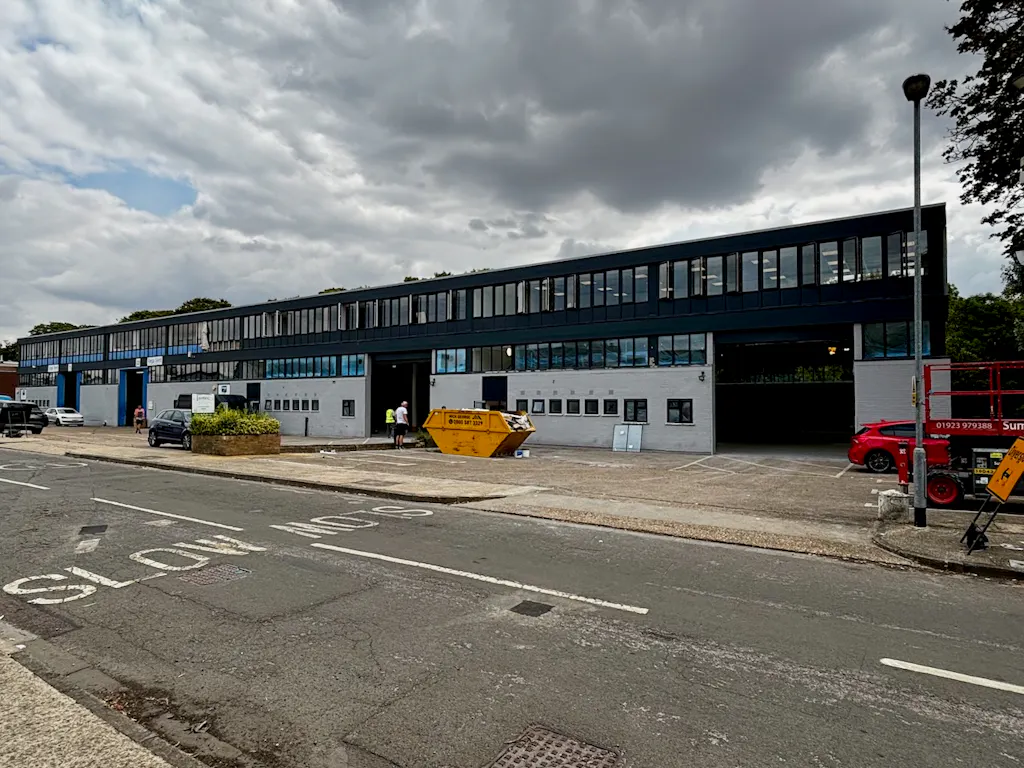 Units 23 and 24 Eldon Way, Biggleswade, SG18 8NH