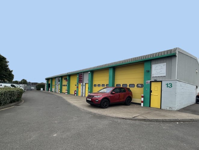 Unit 8, Belle Vue Enterprise Centre, Aldershot, Warehouse & Industrial To Let - IMG_9486.jpg