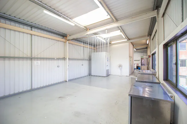 Unit 6 AMC Business Centre, Park Royal, Industrial / Warehouse To Let - 2.jpg