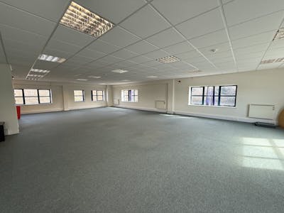 Unit C9, Endeavour Business Park, Havant, Business Park / Industrial / Office / Other / Warehouse To Let - IMG_0589.jpg