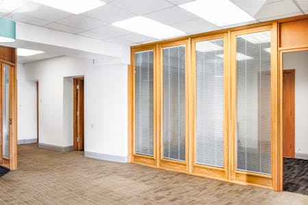 75 Cheap Street, Sherborne, Retail To Let - Cheap Street 75 04 of 09.jpg