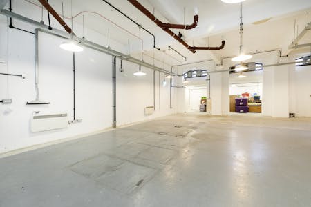 The Textile Building, Units 5 and 5a - 2a Belsham Street, London, Leisure / Office / Studio / Workshop To Let - Unit 5 The Textile Building 5.jpg