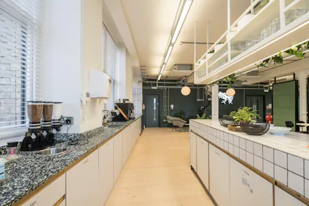 Victoria House, London, Office To Let - 236650d7365573e812e0c4e1a0e57d66-mc37703371hr.jpg